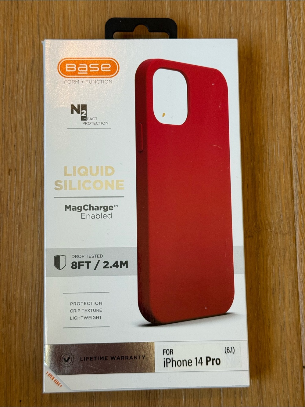 New Base Liquid Silicone MagCharge Case for iPhone 14 Pro Case Red
